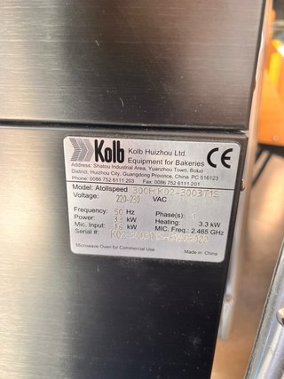 Horno Kolb Atollspeed 300H averiado