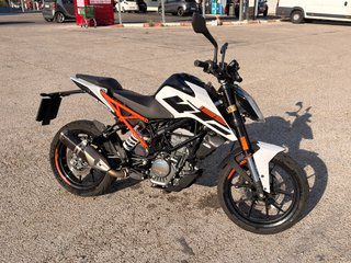KTM Duke 125 2020 - 13405 km