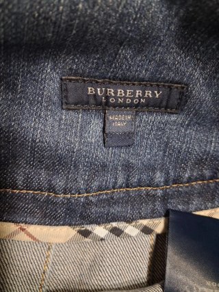 Falda Plisada Burberry ideal talla 36