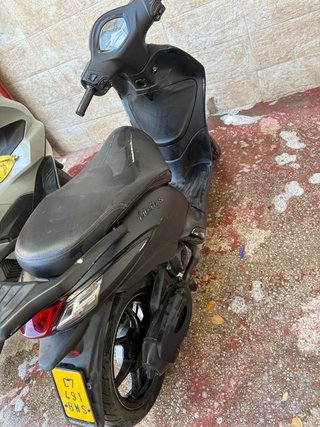 Piaggio Liberty Negra