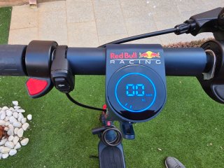 Patinete Red Bull Race Teen 2.0