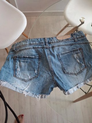 Shorts vaqueros Stradivarius