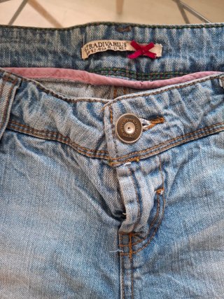 Shorts vaqueros Stradivarius