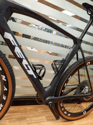 Felt BREED Gravel