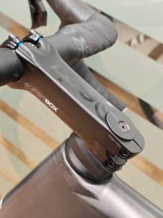 Felt BREED Gravel