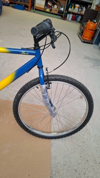 Bicicleta Montaña Amarilla y Azul