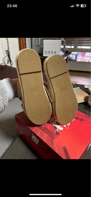 Sandalias nuevas