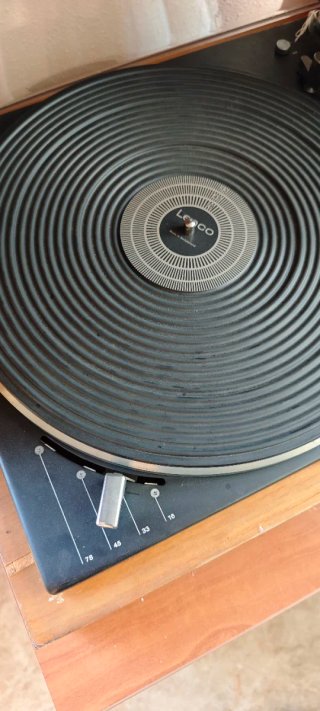 Tocadiscos Lenco L78 - Made in Switzerland