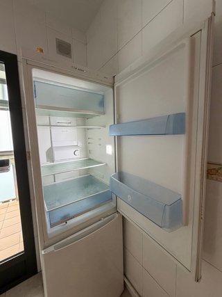 Nevera Balay NoFrost Combi Blanca