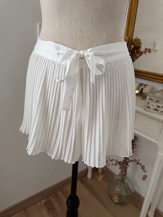 Pantalones cortos Etam blancos plisados