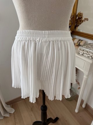 Pantalones cortos Etam blancos plisados