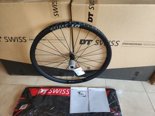 Rueda Trasera DT Swiss XMC 1200 Carbono 27.5"