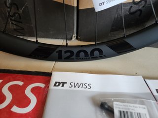 Rueda Trasera DT Swiss XMC 1200 Carbono 27.5"