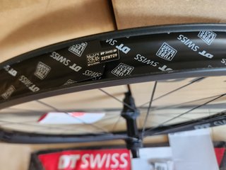 Rueda Trasera DT Swiss XMC 1200 Carbono 27.5"