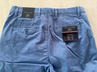 Pantalón Tommy Hilfiger T40