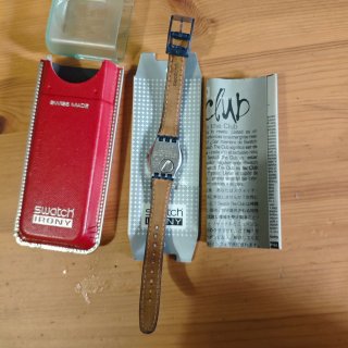 Reloj Swatch Irony Esfera Plateada Correa Azul