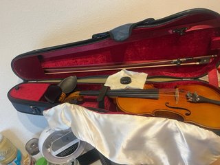 2 Violines 1/4 con Estuche, Arcos, colofonia