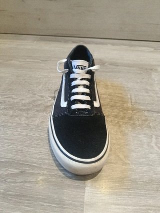 ZAPATILLAS VANS WARD Negras y Blancas - Talla 46