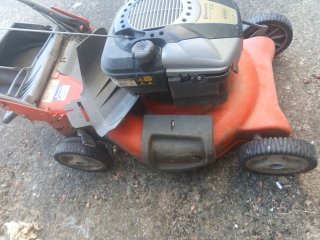 Cortacésped Husqvarna Gasolina 4 Tiempos