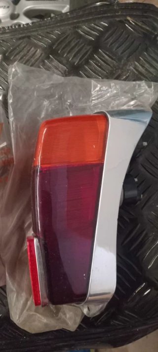 Pilotos Traseros KIMBY Seat 600 (2 unidades)
