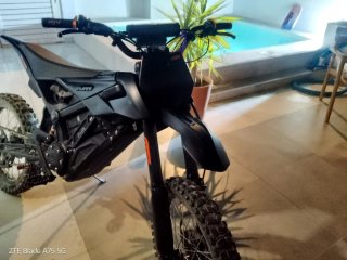 Moto Cross Eléctrica KTM Negra/Naranja