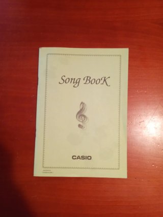 Piano Casio CTK-240