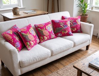 Cojines Kantha Flores Fucsia