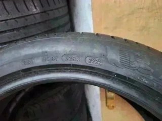 255 40 R19 100Y Michelin - 1 neumático +75%
