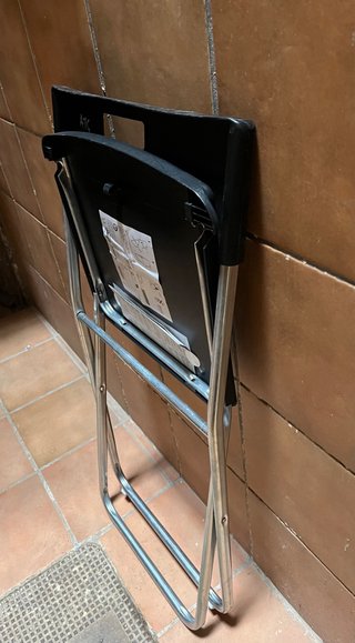 Silla Plegable Negra y Plateada