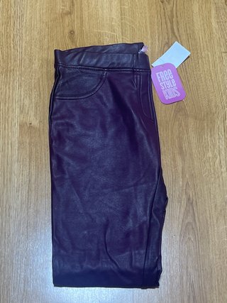 Pantalon cuero talla 13/14