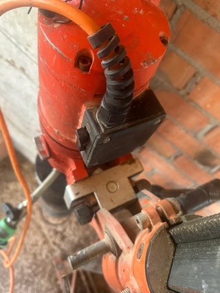 Máquina de perforación de hormigón