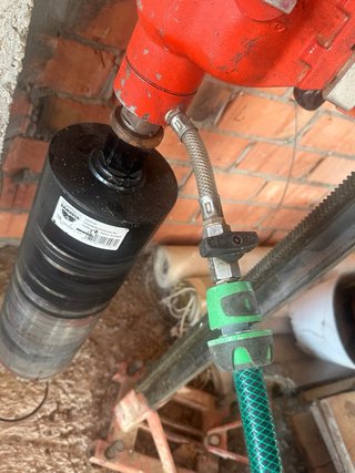 Máquina de perforación de hormigón