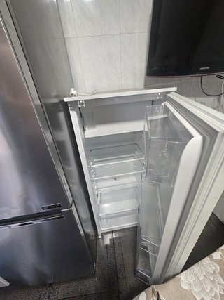 Frigorífico blanco integrado