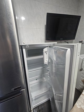 Frigorífico blanco integrado