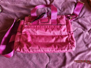 Bolso de mano rojo con bandolera