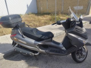 Piaggio X evo 400 Gris