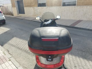 Piaggio X evo 400 Gris