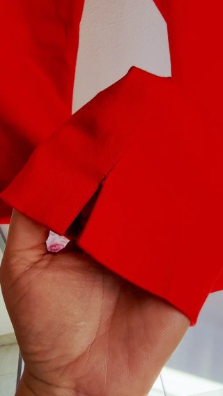 Pantalón vestir rojo entallado