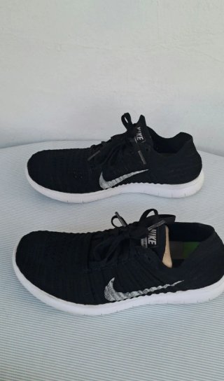 Nike Free 38.5 (24.5 cm) Negro