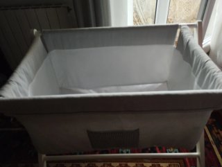 Minicuna blanca y gris