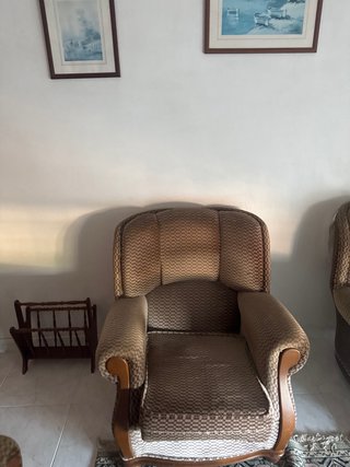 Conjunto de sofás de tela y madera