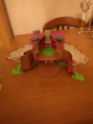 Casa árbol de juguete con luz y sonido