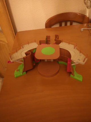 Casa árbol de juguete con luz y sonido