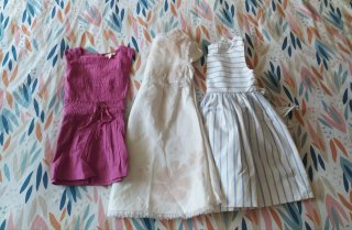Lote 2vestidos niña ( blanco, rayas y una camisa)