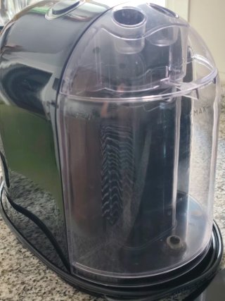 Cafetera Cápsulas Digrato Negra prácticamente nuev