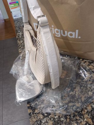Bolso Desigual Beige Malla Corazón