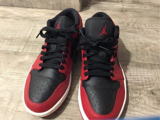 Zapatillas Nike Jordan Talla 41 Rojas y Negras