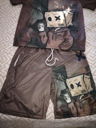 Conjunto camiseta pantalon hombre verano.. nuevo