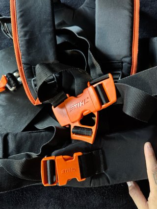Imbracatura professionale Stihl per decespugliatore