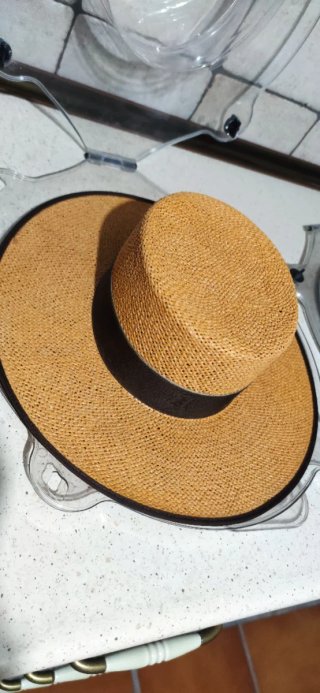 Sombrero  ala ancha